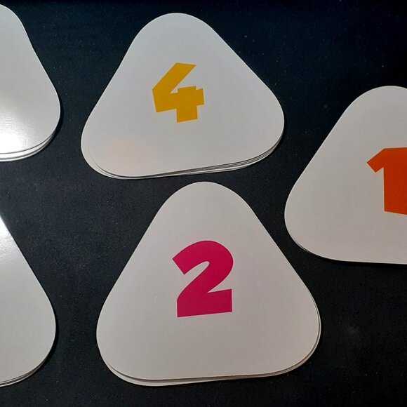 Fast Flip Matching Game by Blue Orange - No Tokens - Great Learning Tool!! - Picture 5 of 8